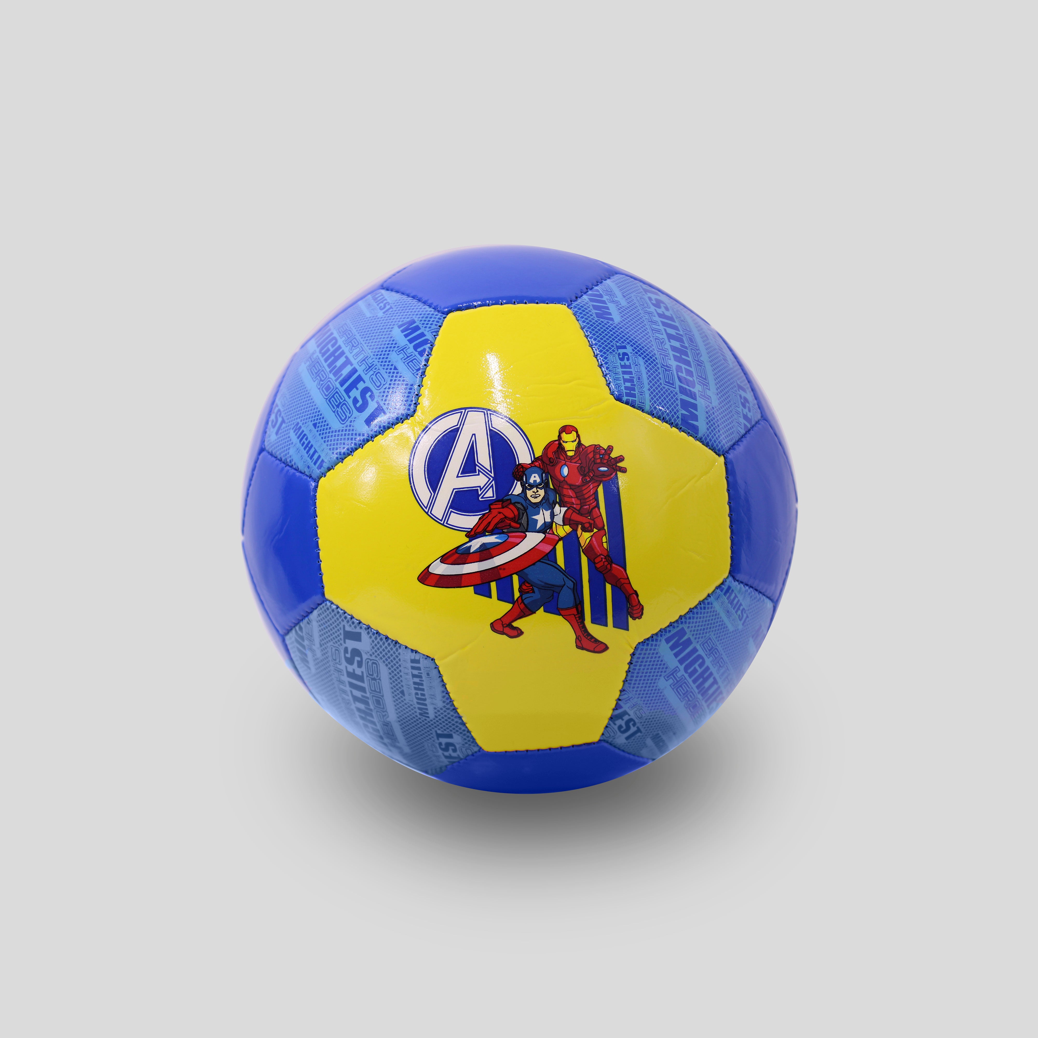 Balón Voit No. 3 para Fútbol Recreativo con Colorido Diseño de Personajes Disney, Ideal para Niños y Fans