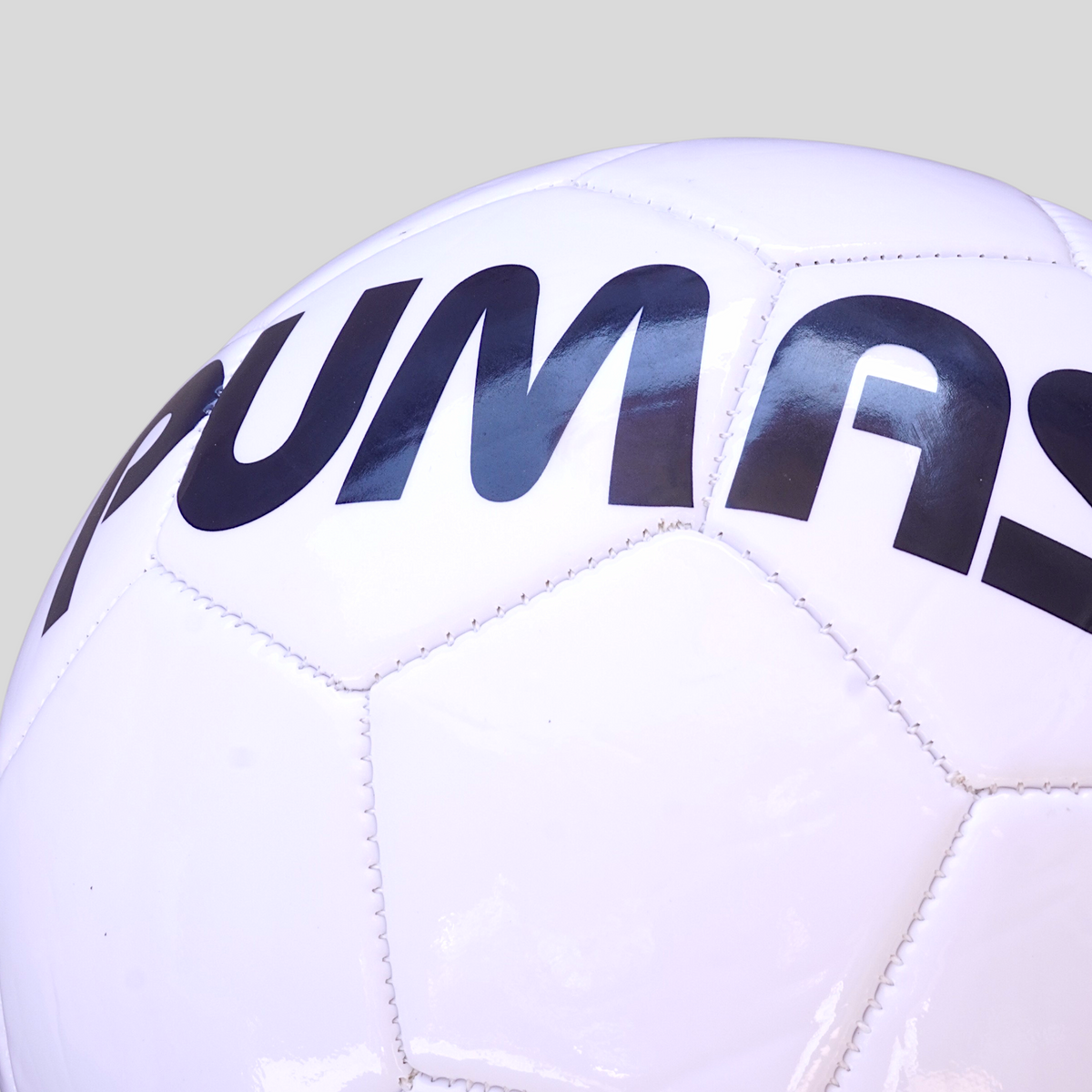 Balón Fútbol Club Pumas Tamaño 5 Cosido Blanco con Azul
