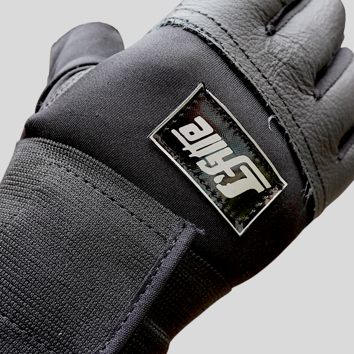 Guantes para entrenamiento L´FITTE con Muñequera