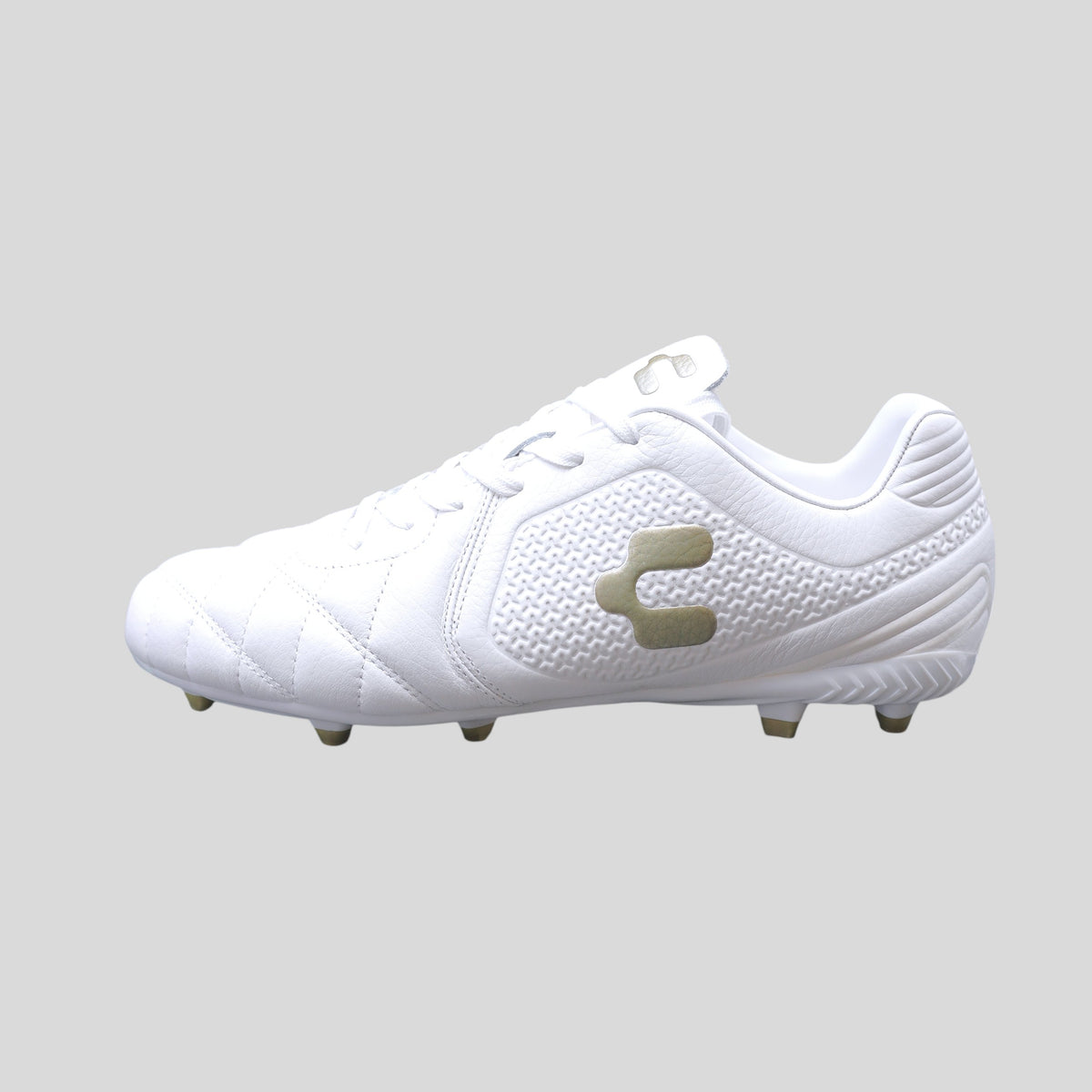 Tenis de Fútbol Charly Legendario LT FG 2.0 White Terreno Firme Para Adulto