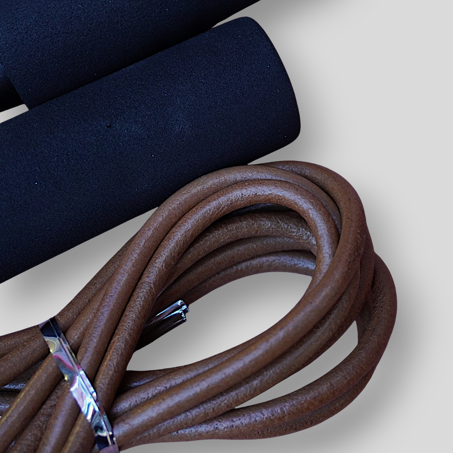 Cuerda Para Saltar, Mango De Neopreno y cuerda de vaqueta, Diseño Ágil Para Cardio de Alto Rendimiento