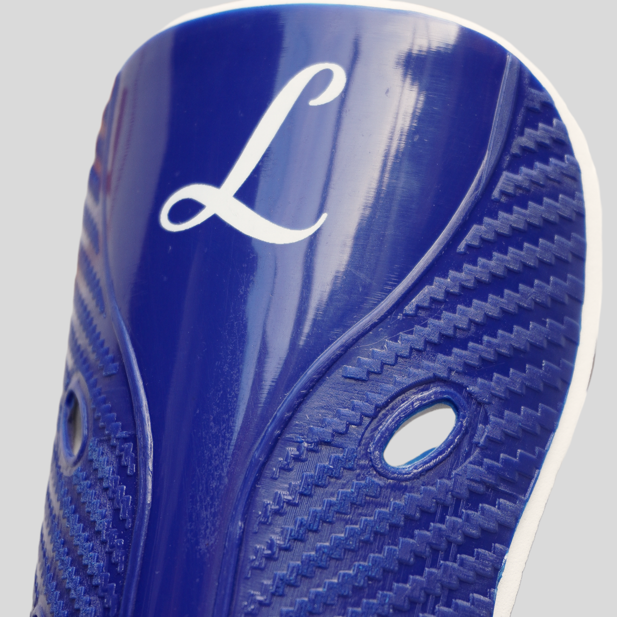 Espinillera De Futbol Luguer Acojinada