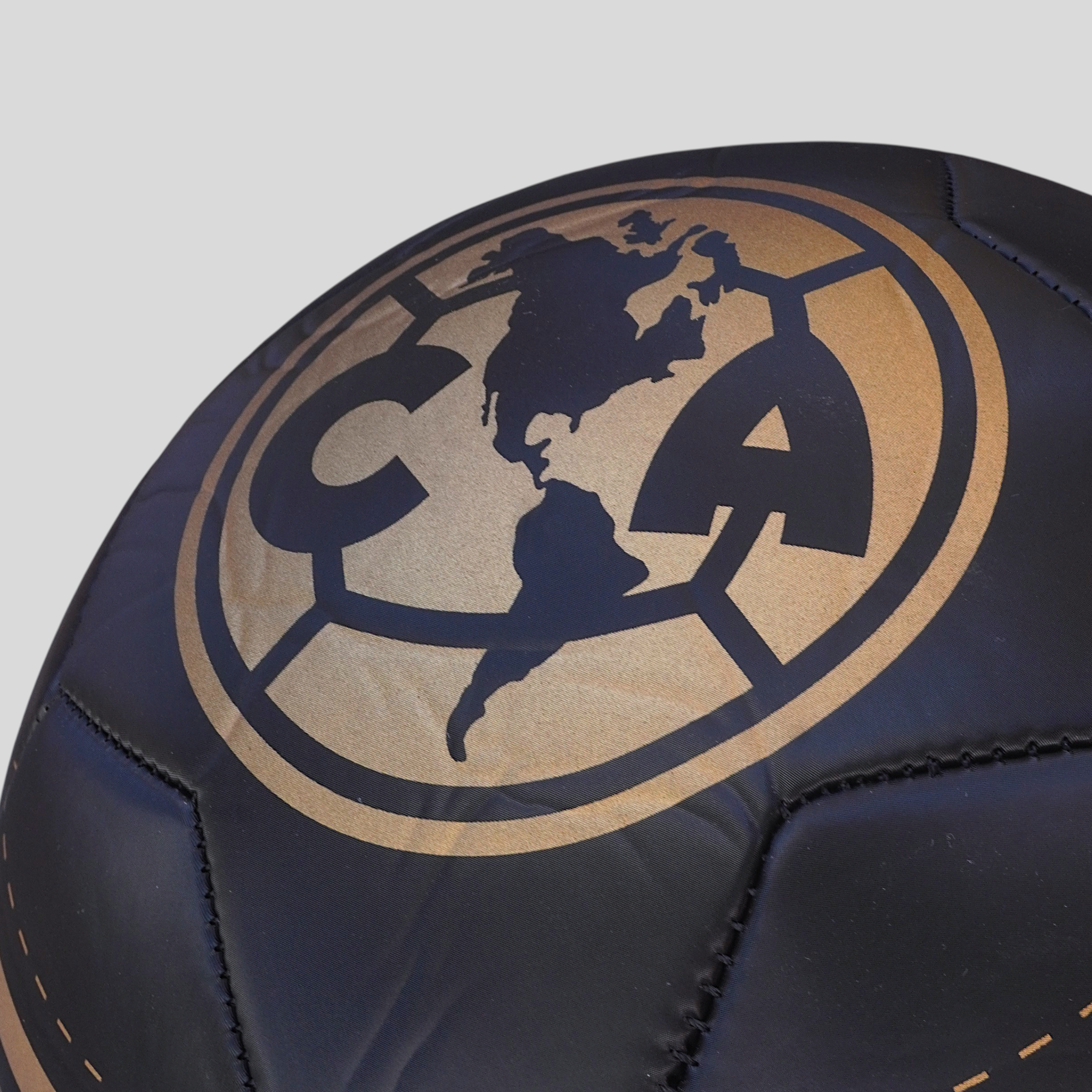 Balón de Fútbol Oficial Club América Resistente y de Gran Durabilidad