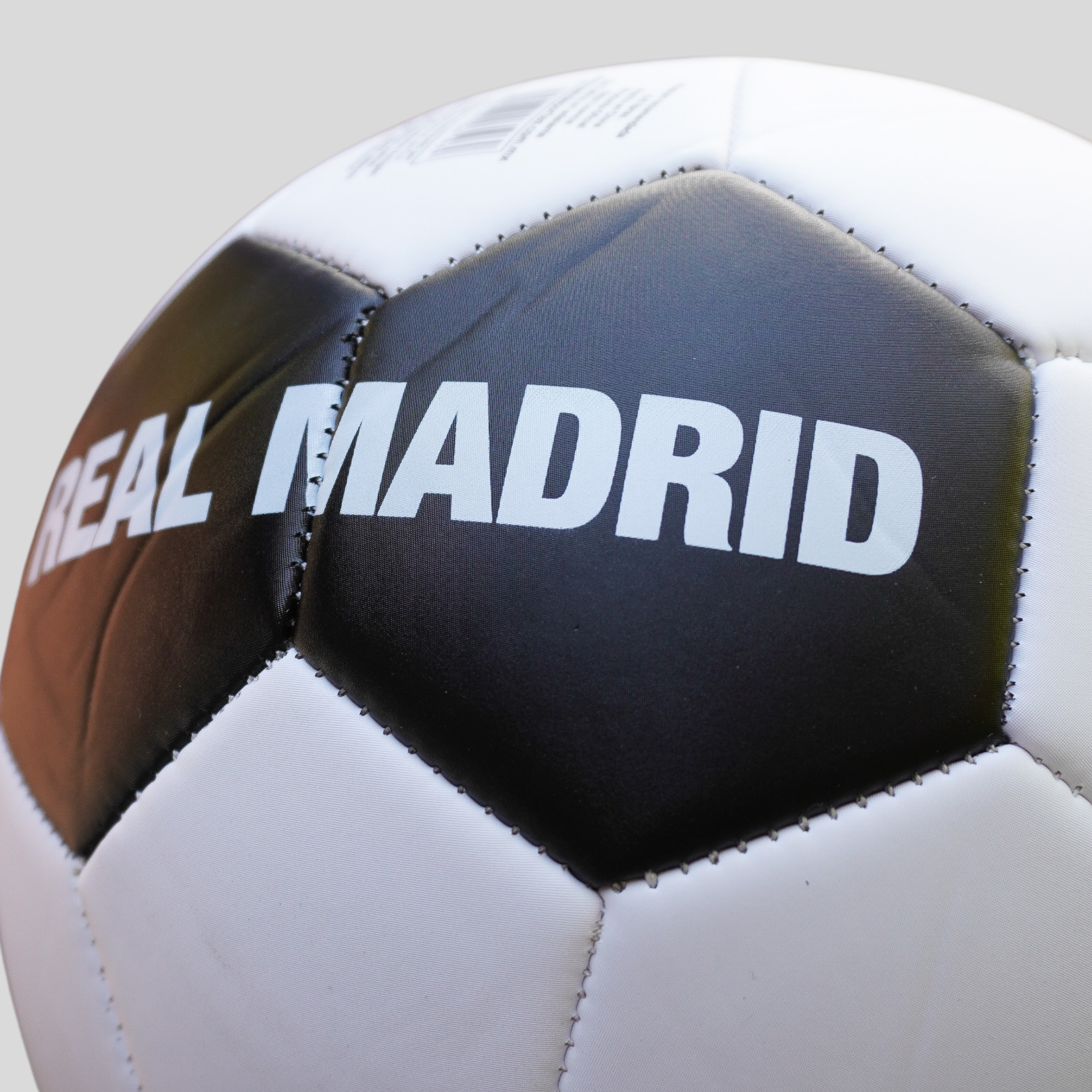 Balón de Fútbol Real Madrid Blanco Cosido