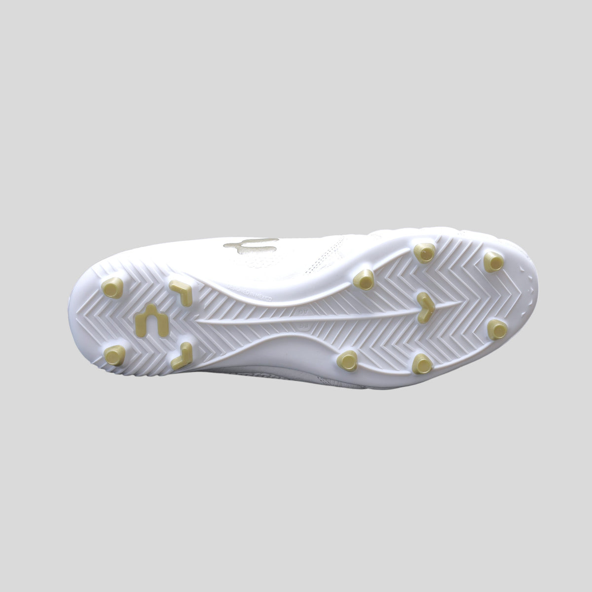 Tenis de Fútbol Charly Legendario LT FG 2.0 White Terreno Firme Para Adulto