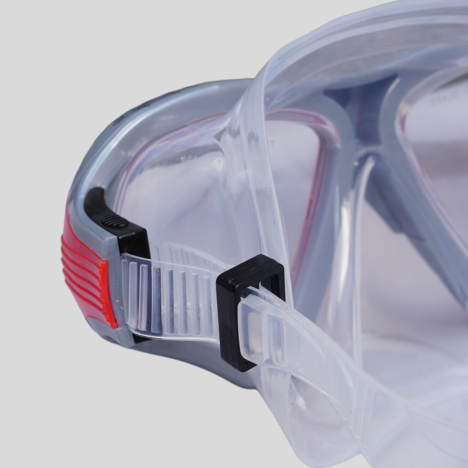 Visor Barracuda Ajustable Para Natación Adulto Recreación y Entrenamiento